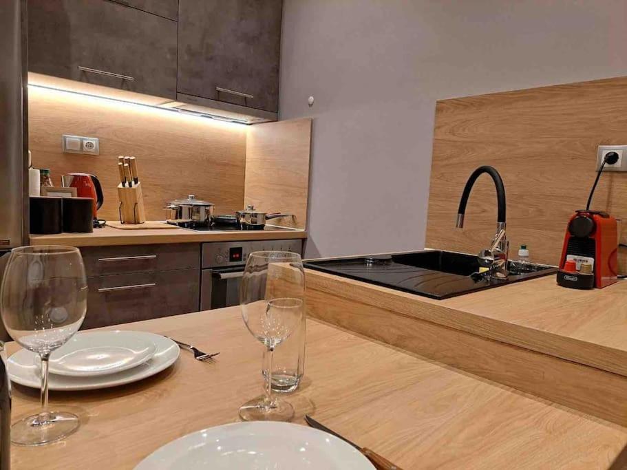 Royal Blue Grand Suite No 4 Piraeus Port Εξωτερικό φωτογραφία